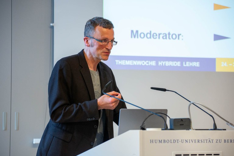 hybride_lehre_eröffnung_senatssaal_24.06.2024_stefan_klenke-0920.jpg